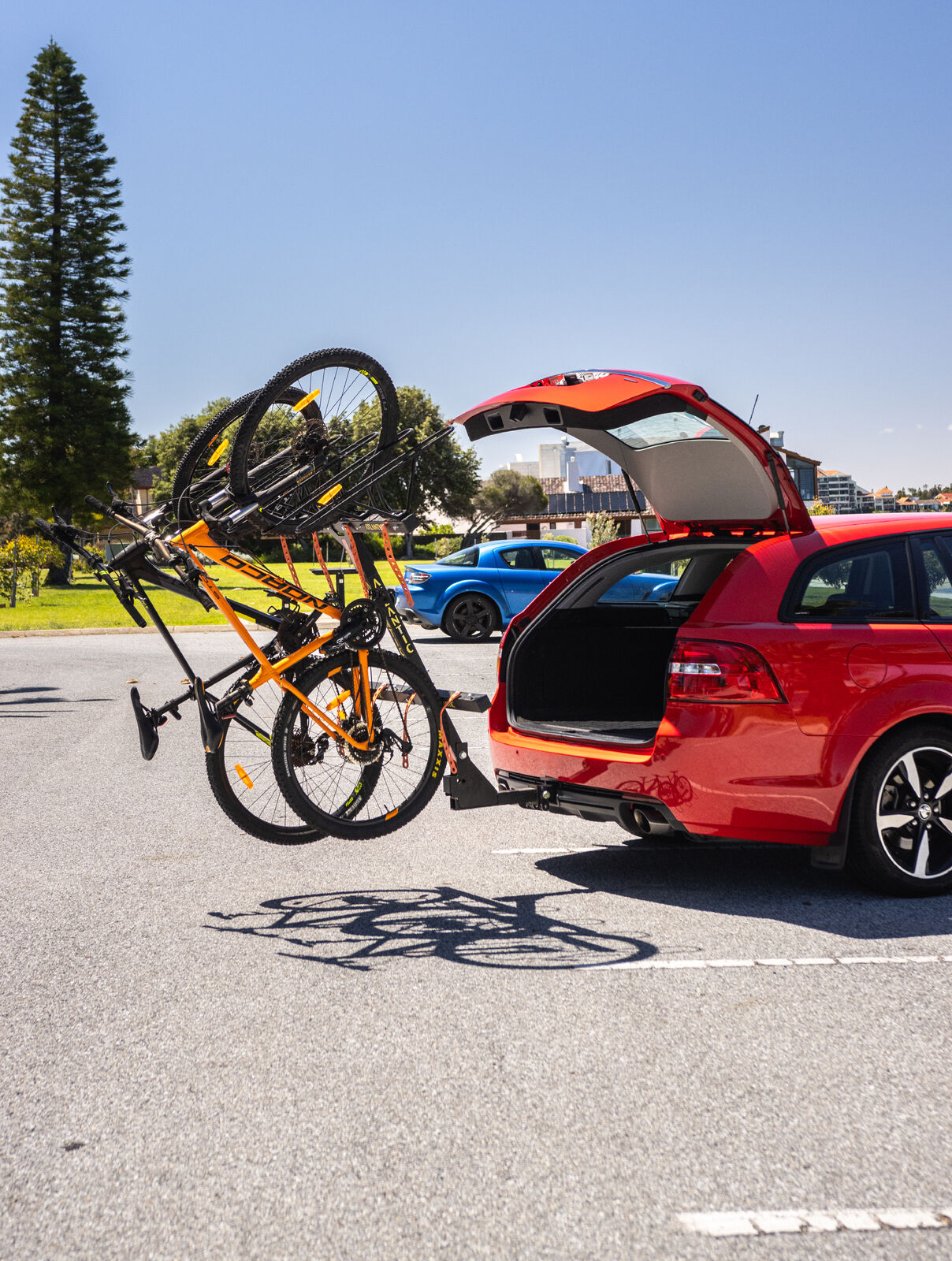 Atlantic Tilting Vertical Bike Carrier Rack Hitch Mount to suit 5 Bikes ...