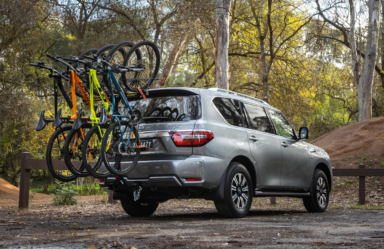 Atlantic Tilting Vertical Bike Carrier Rack Hitch Mount to suit 5 Bikes ...